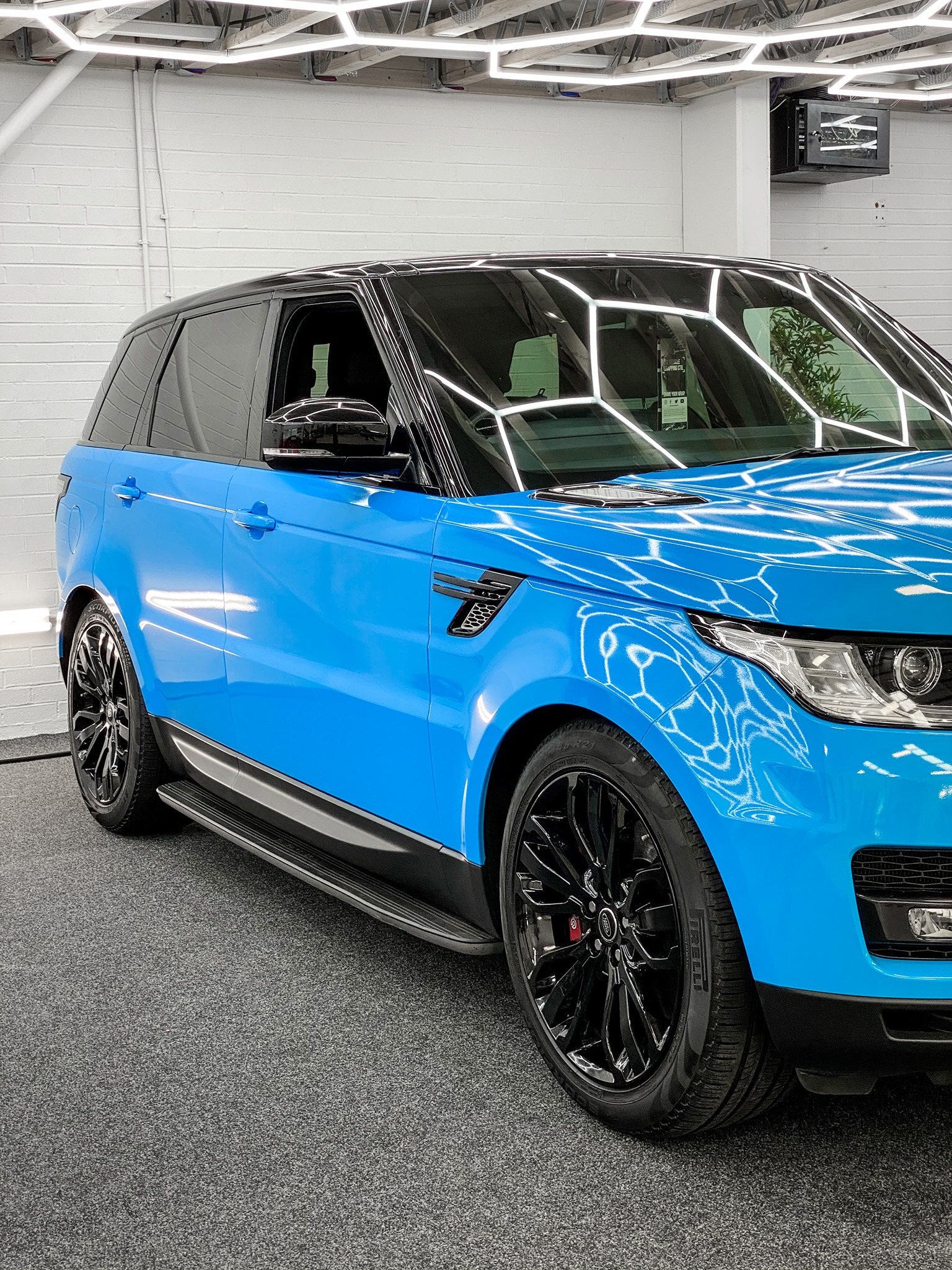 Range Rover Sport - Gloss Light Blue - Personal Wrapping Project