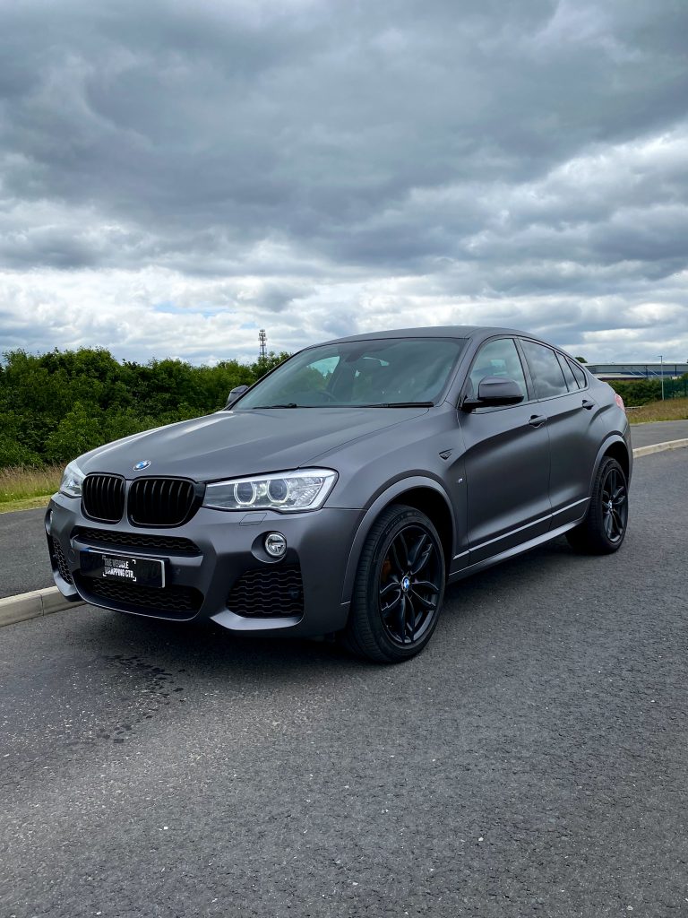 Re-Styling on X: BMW X4 Wrapped in blue glitter