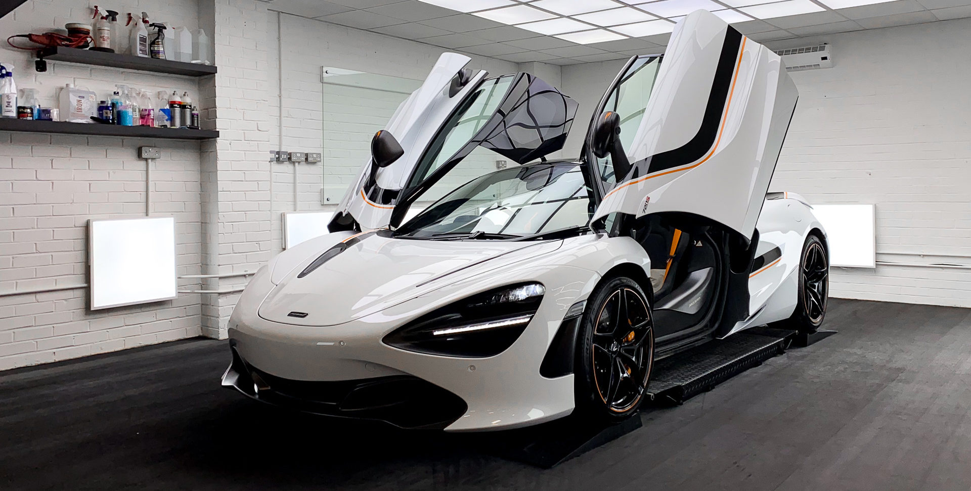 Mclaren Wraps – The Vehicle Wrapping Centre