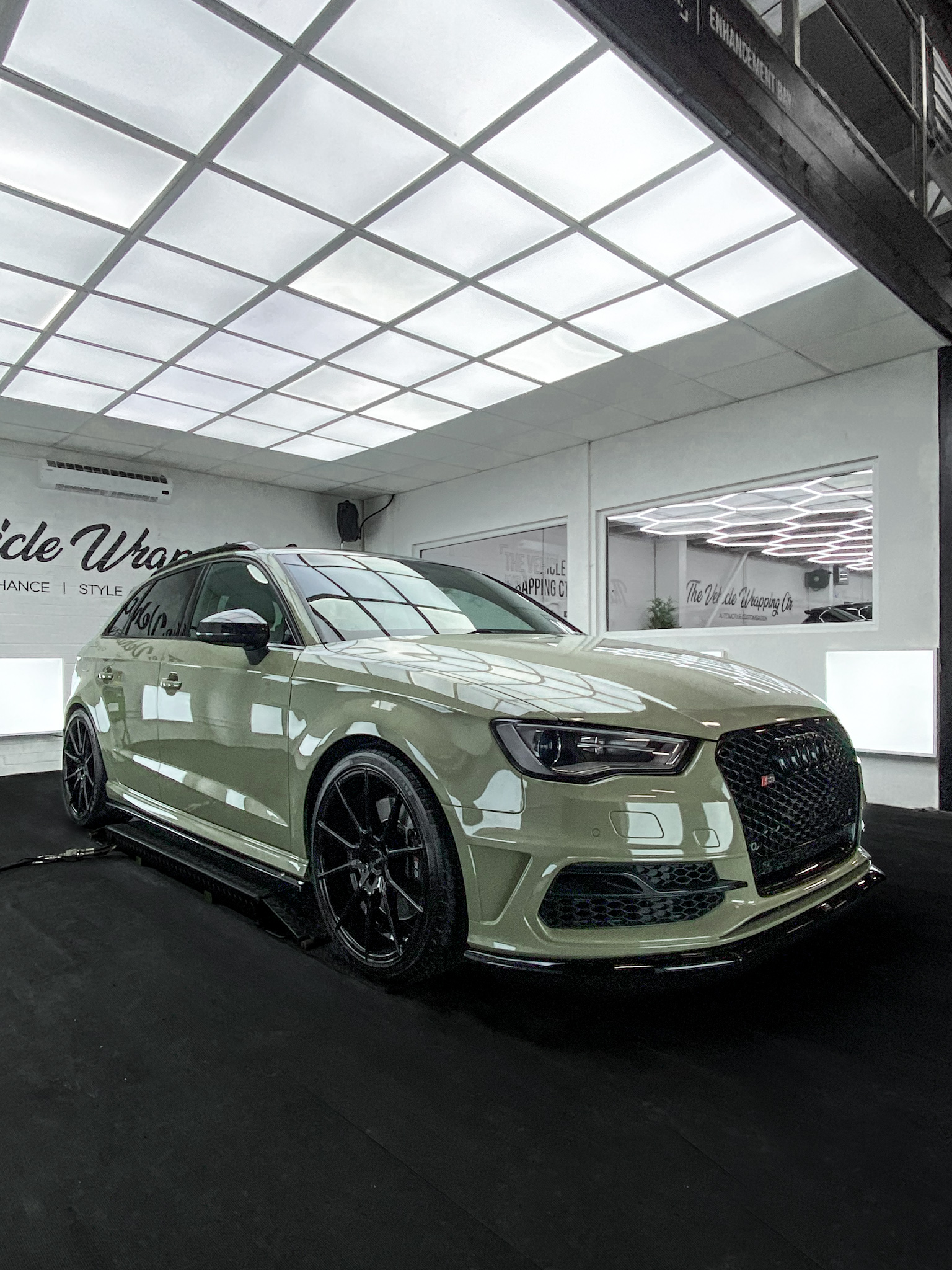 Audi S3 Sportback - Super Gloss Khaki - Personal Wrapping Project