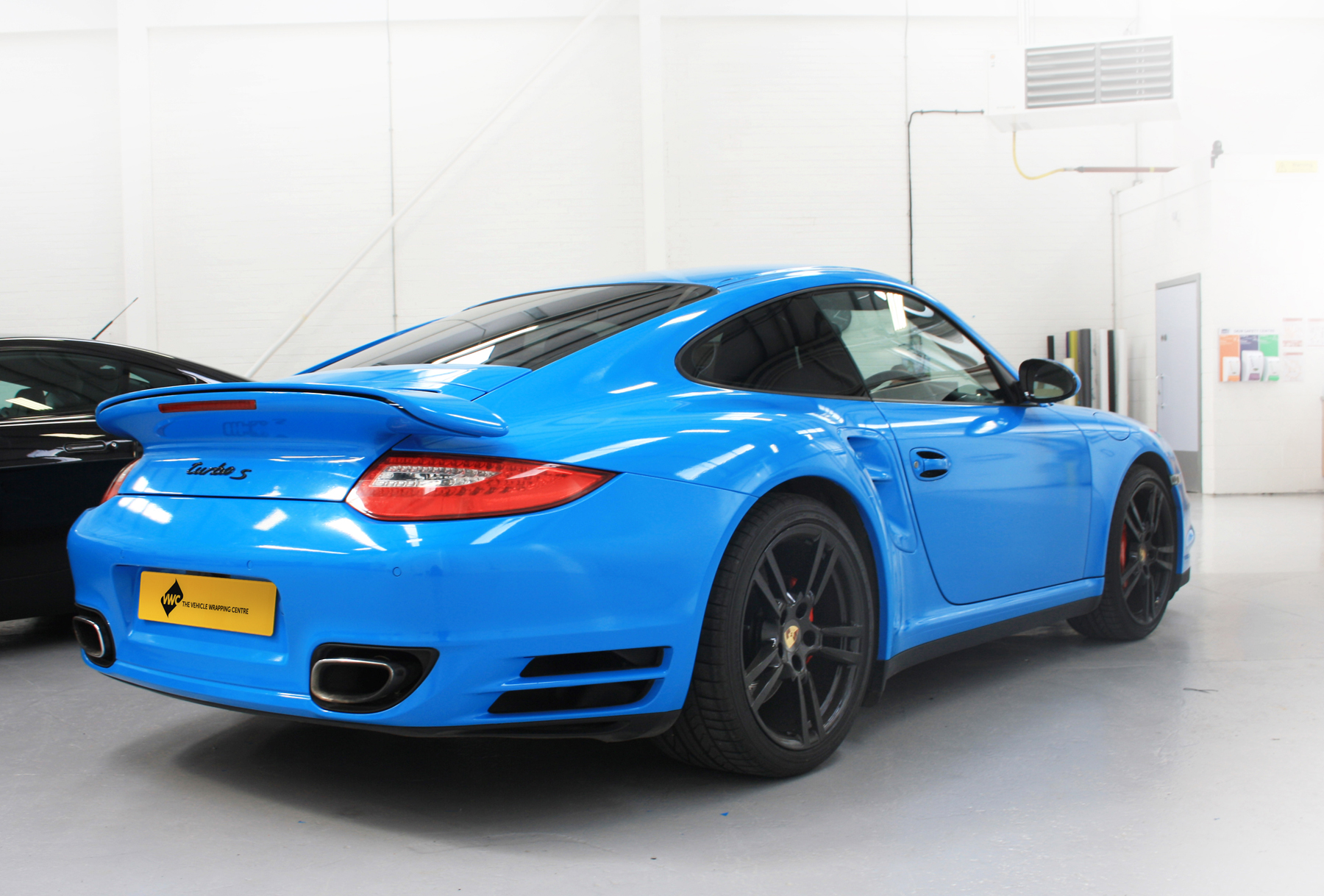 Porsche 911 Turbo s Blue