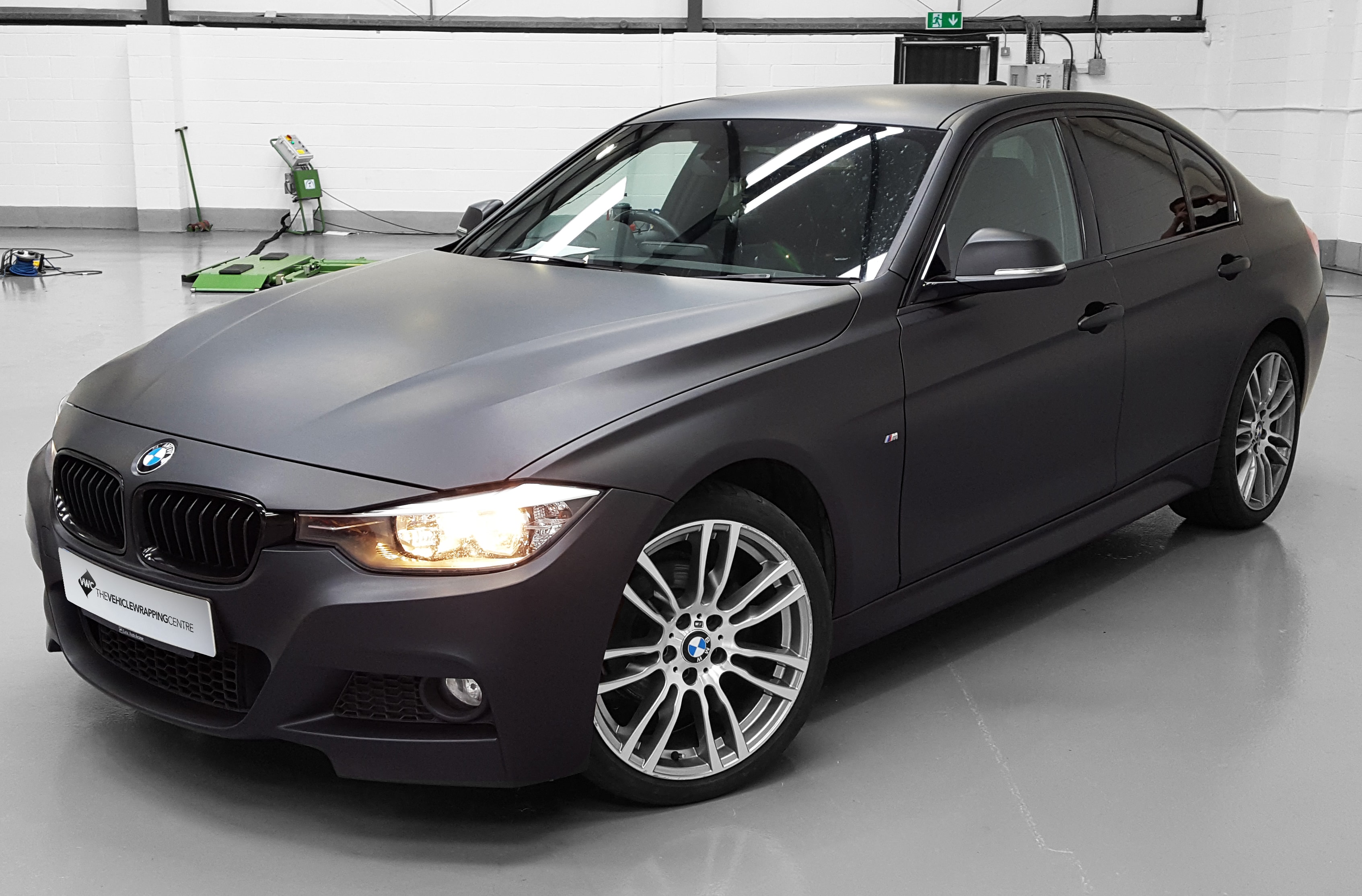 Bmw 3 Series Blacked Out - BMW 3 Series 2019